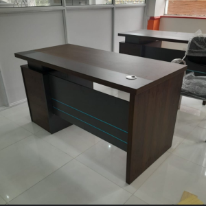 1400mm Office desk
