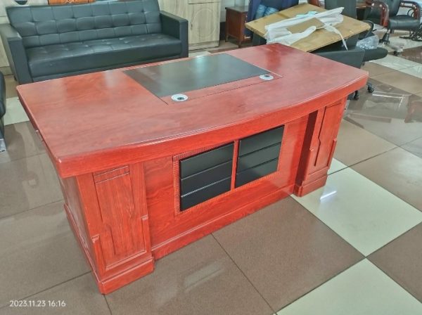 1400mm Executive desk