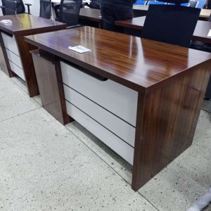 1400mm desk