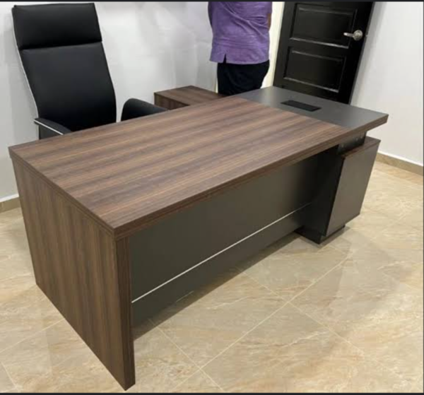 1600mm Office desk