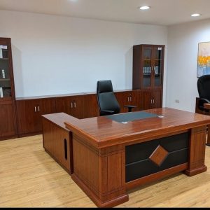1600mm Executive desk