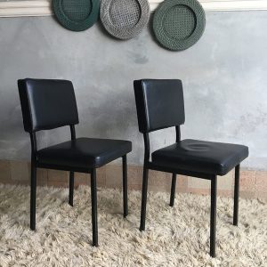 Black stackable Office Catalina Seats