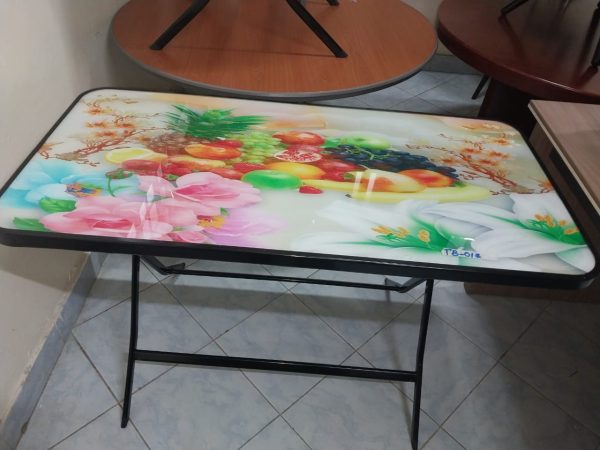 Fold-able dining table